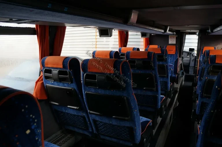 Neoplan N122 Салон